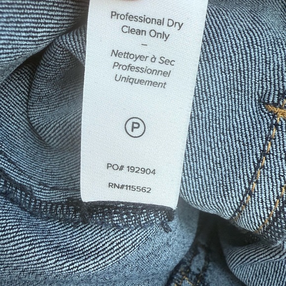 CINQ À SEPT
Cinq A Sept Skyler Top In Indigo - Picture 16 of 16